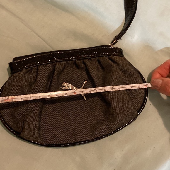 NWOT - Grey & Black Puma Wristlet - Picture 6 of 10